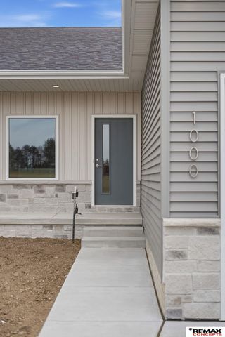 1000 W Sand Dunes Road, Lincoln, NE 68523