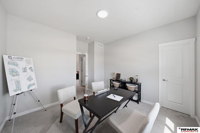 1000 W Sand Dunes Road, Lincoln, NE 68523