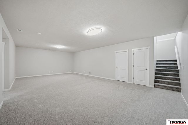 1000 W Sand Dunes Road, Lincoln, NE 68523