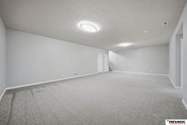 1000 W Sand Dunes Road, Lincoln, NE 68523