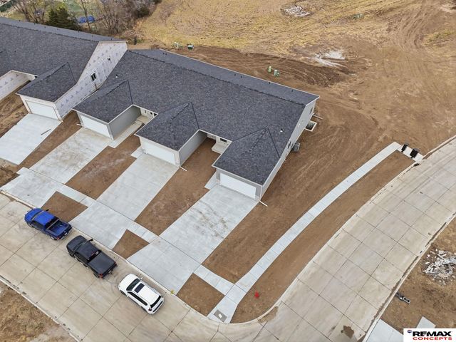 1000 W Sand Dunes Road, Lincoln, NE 68523