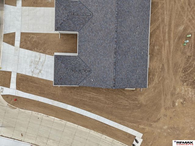 1000 W Sand Dunes Road, Lincoln, NE 68523