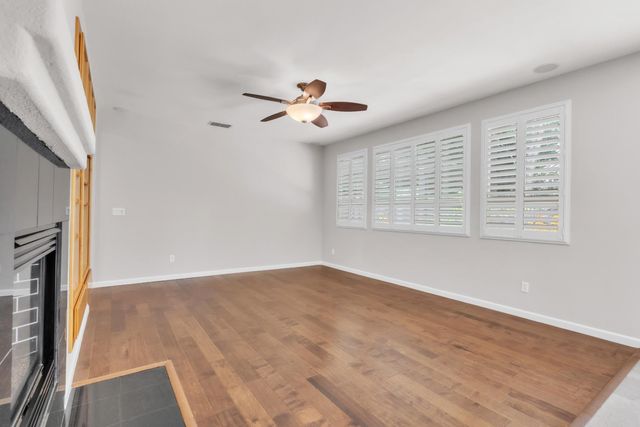 2512 Mabry Dr, Sacramento, CA 95835