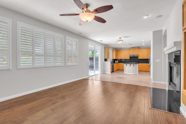2512 Mabry Dr, Sacramento, CA 95835