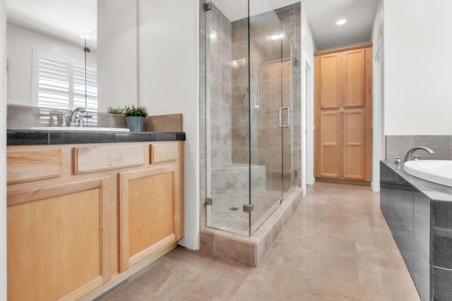 2512 Mabry Dr, Sacramento, CA 95835