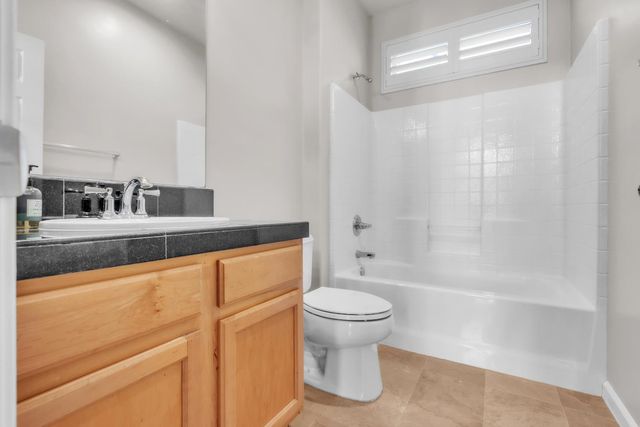 2512 Mabry Dr, Sacramento, CA 95835