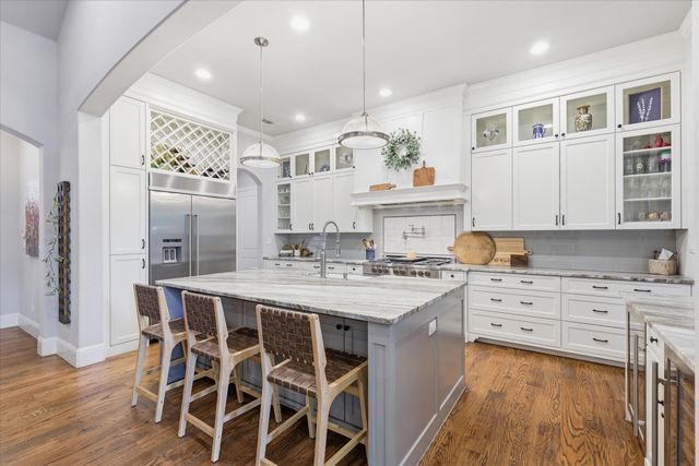 908 Baker Street, Mckinney, TX 75069