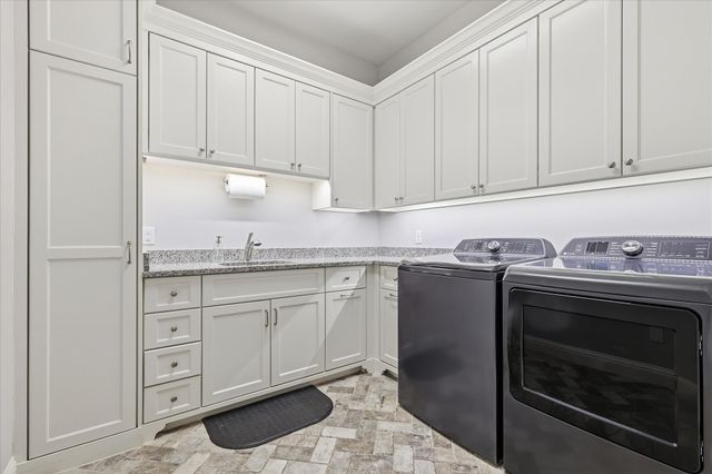 908 Baker Street, Mckinney, TX 75069