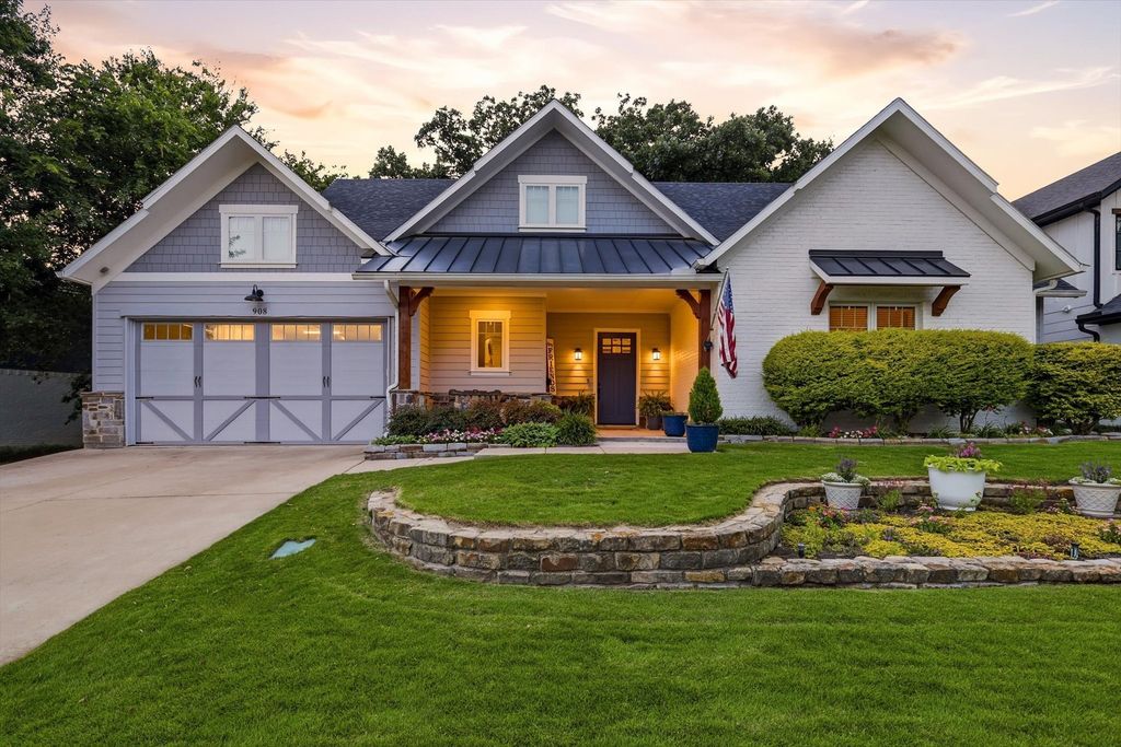 908 Baker Street, Mckinney, TX 75069
