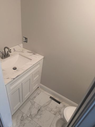 8 Emerald Avenue, Westfield, MA 01085