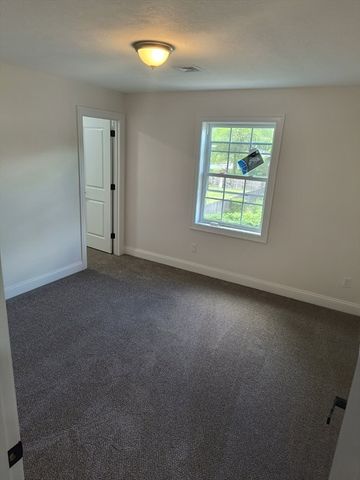 8 Emerald Avenue, Westfield, MA 01085