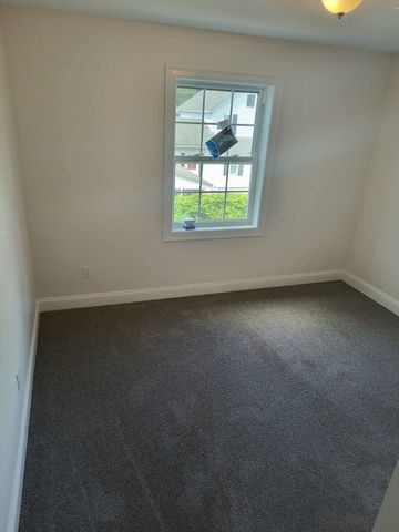 8 Emerald Avenue, Westfield, MA 01085