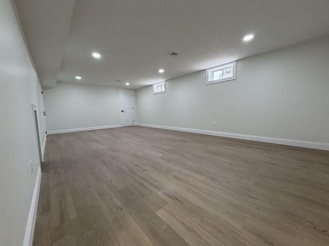 8 Emerald Avenue, Westfield, MA 01085