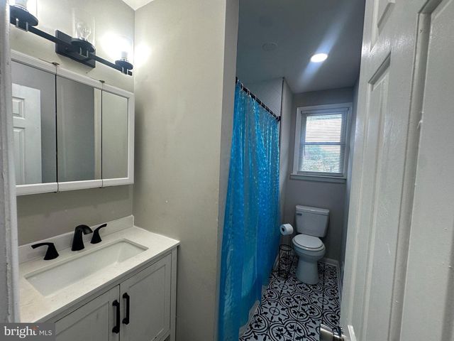 5001 YORKVILLE RD, Temple Hills, MD 20748