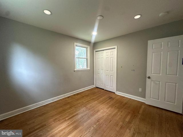 5001 YORKVILLE RD, Temple Hills, MD 20748