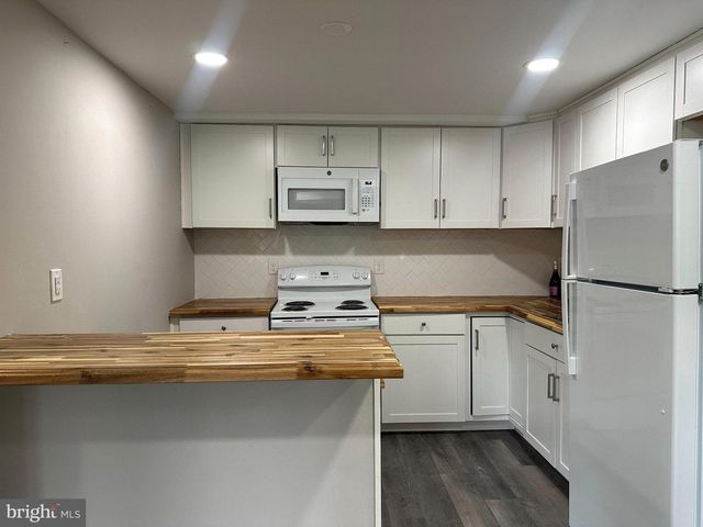 5001 YORKVILLE RD, Temple Hills, MD 20748