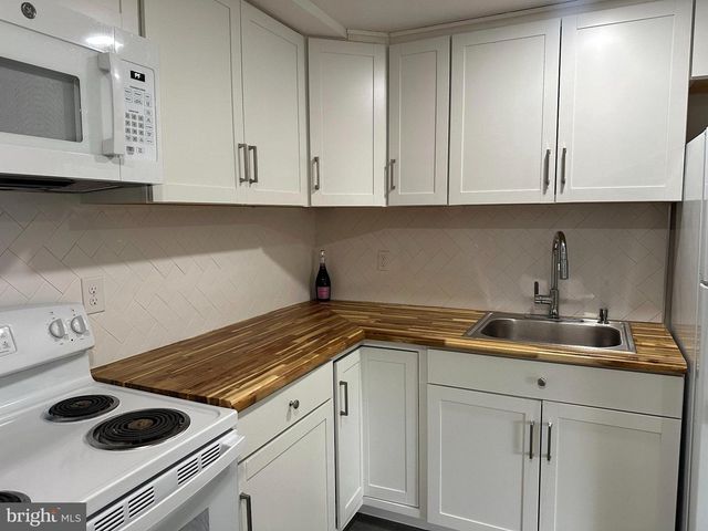 5001 YORKVILLE RD, Temple Hills, MD 20748