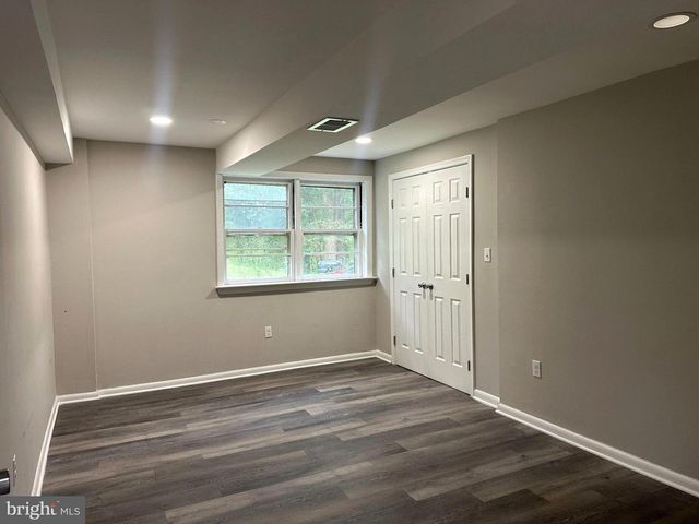 5001 YORKVILLE RD, Temple Hills, MD 20748