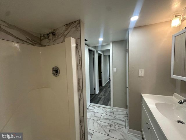 5001 YORKVILLE RD, Temple Hills, MD 20748