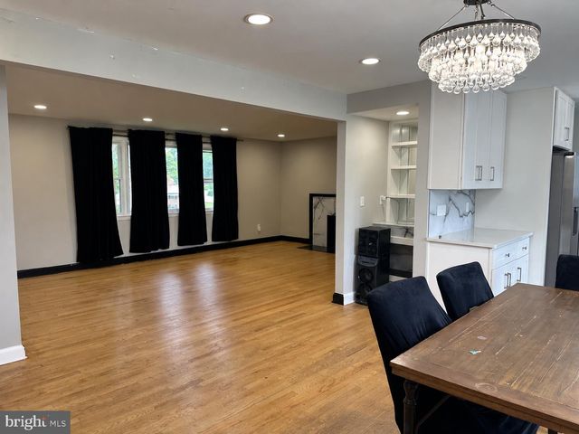 5001 YORKVILLE RD, Temple Hills, MD 20748