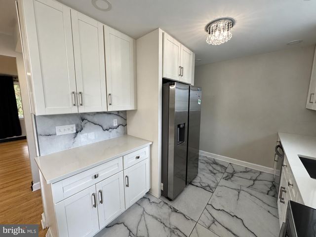 5001 YORKVILLE RD, Temple Hills, MD 20748