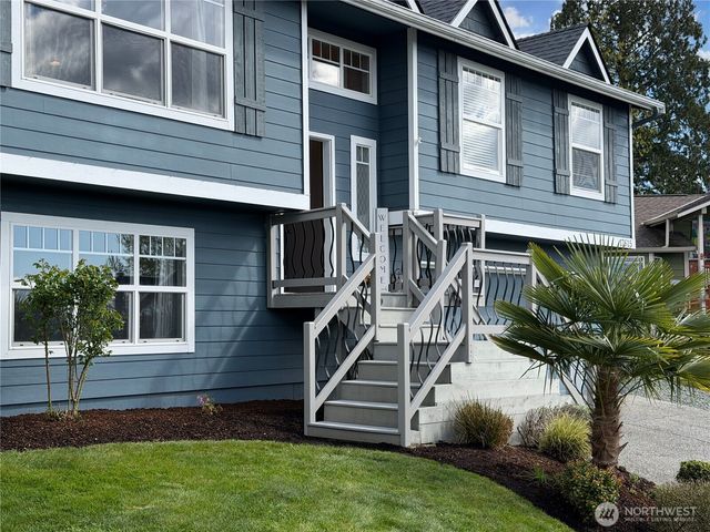 17615 Upland Drive, Arlington, WA 98223