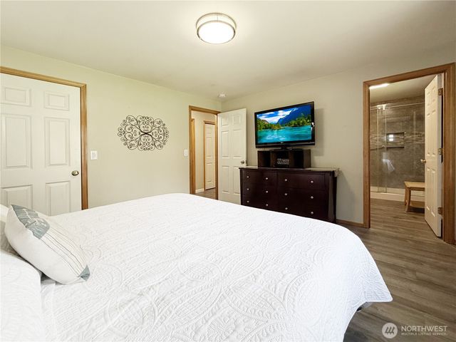 17615 Upland Drive, Arlington, WA 98223