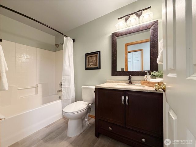 17615 Upland Drive, Arlington, WA 98223