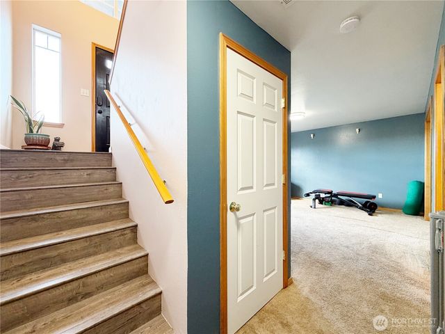 17615 Upland Drive, Arlington, WA 98223
