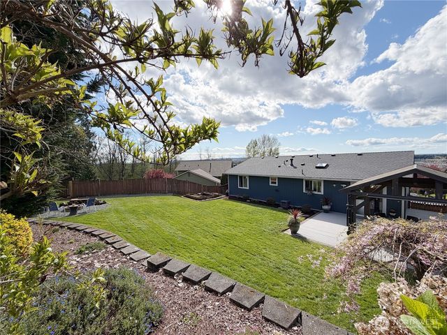 17615 Upland Drive, Arlington, WA 98223