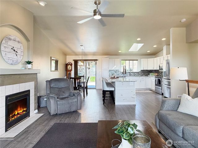 17615 Upland Drive, Arlington, WA 98223