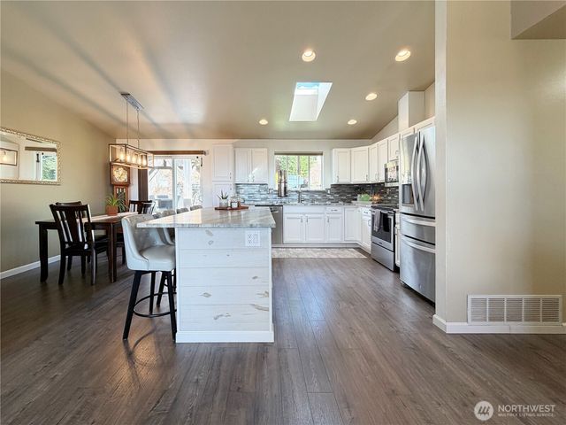 17615 Upland Drive, Arlington, WA 98223