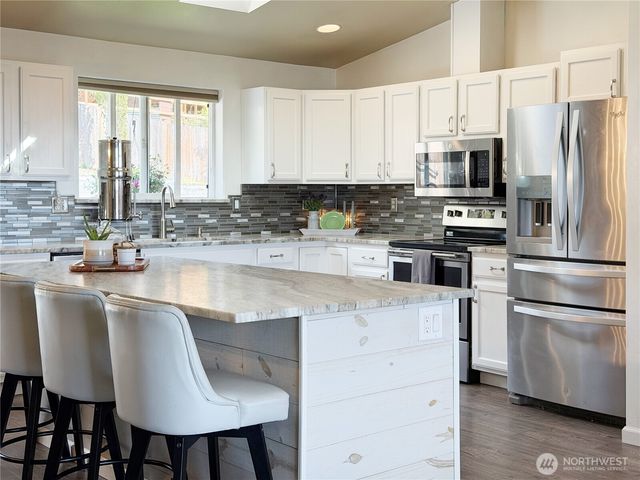 17615 Upland Drive, Arlington, WA 98223