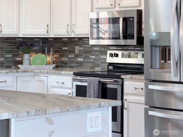 17615 Upland Drive, Arlington, WA 98223