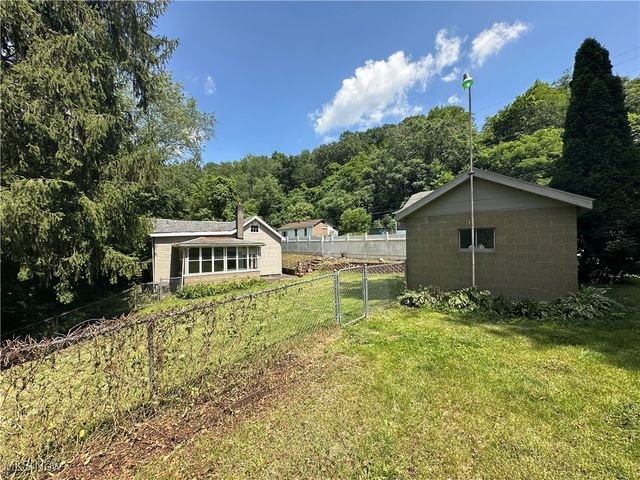 102 Wylie Drive, Short Creek, WV 26058