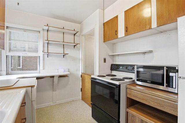 3101 Woodside Street, Dearborn, MI 48124