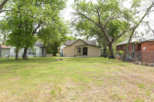 1281 Swan Street, Stephenville, TX 76401
