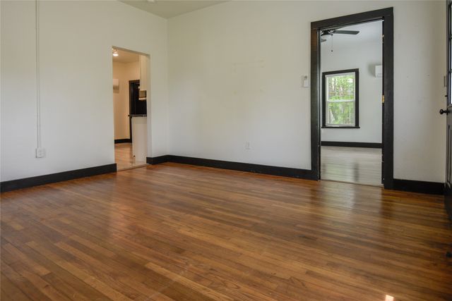 1281 Swan Street, Stephenville, TX 76401