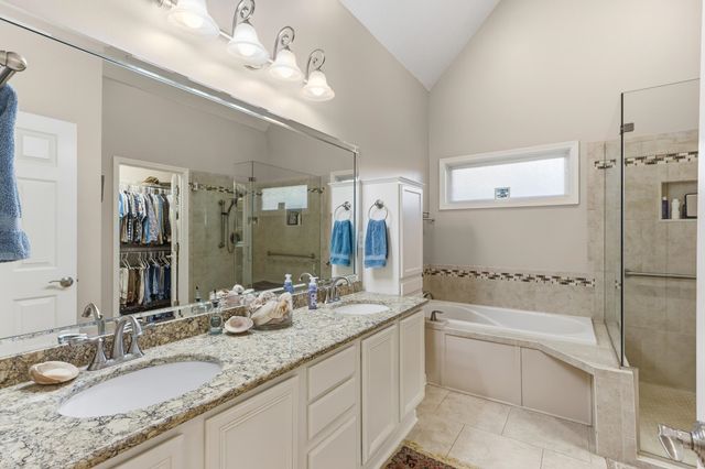 438 MCELROY RD, Memphis, TN 38120