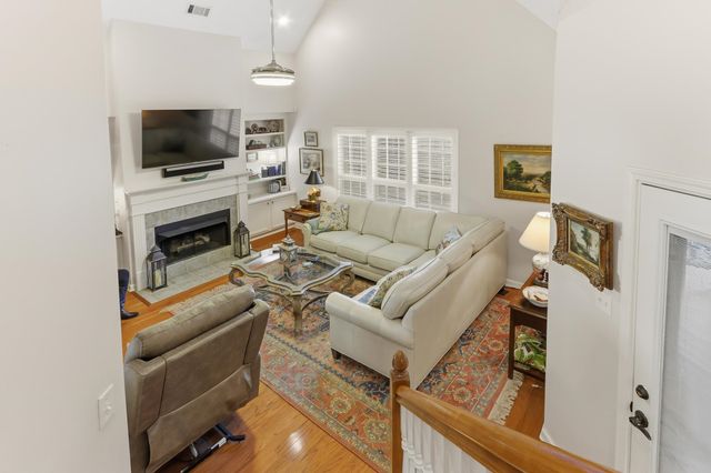 438 MCELROY RD, Memphis, TN 38120