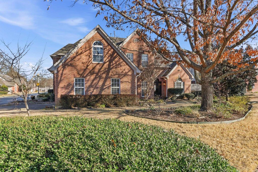 438 MCELROY RD, Memphis, TN 38120