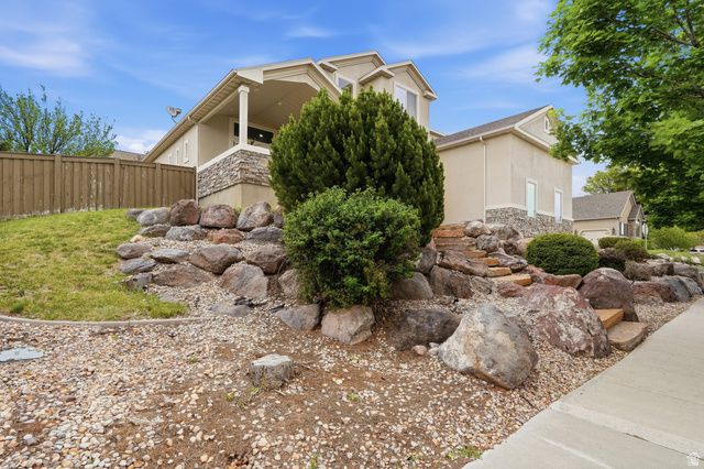 2382 W STONEHAVEN LOOP, Lehi, UT 84043