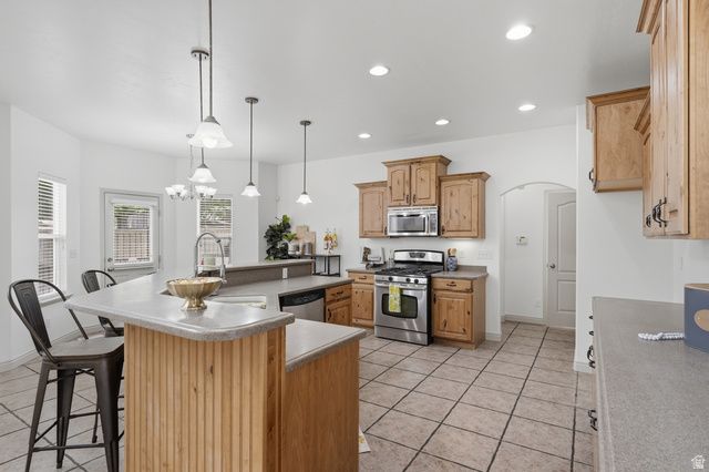 2382 W STONEHAVEN LOOP, Lehi, UT 84043