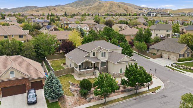 2382 W STONEHAVEN LOOP, Lehi, UT 84043