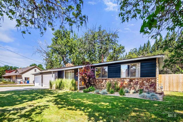 7720 W Preece Dr, Boise, ID 83704