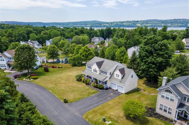 8 Cedardale Loop, Wappingers Falls, NY 12590
