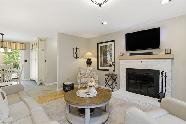 30 Princess Pine Circle, Taunton, MA 02780