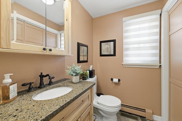 30 Princess Pine Circle, Taunton, MA 02780
