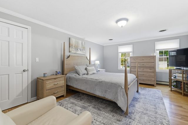 30 Princess Pine Circle, Taunton, MA 02780