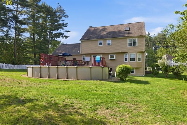 30 Princess Pine Circle, Taunton, MA 02780